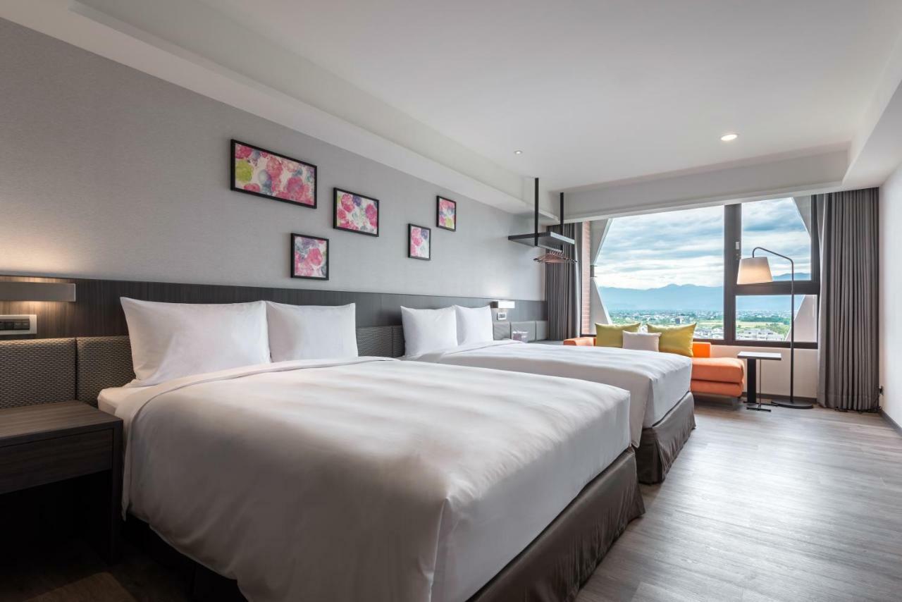 Lakeshore Hotel Yilan Rom bilde